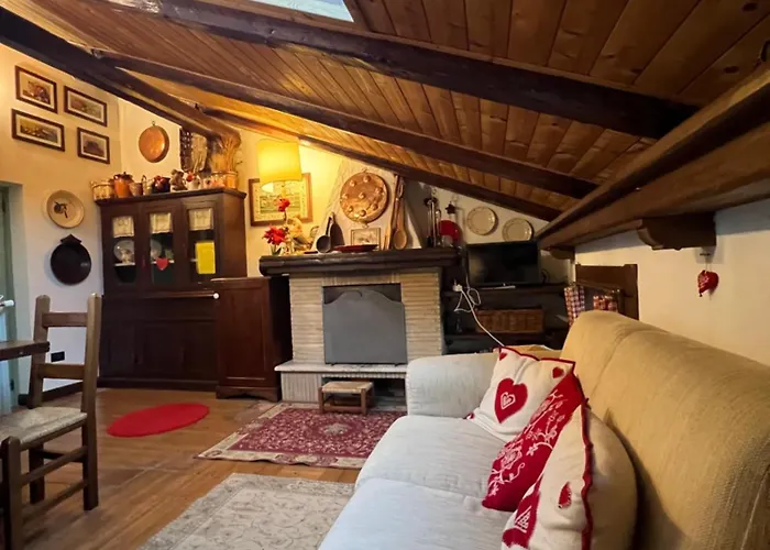 Appartement Mansarda In Centro